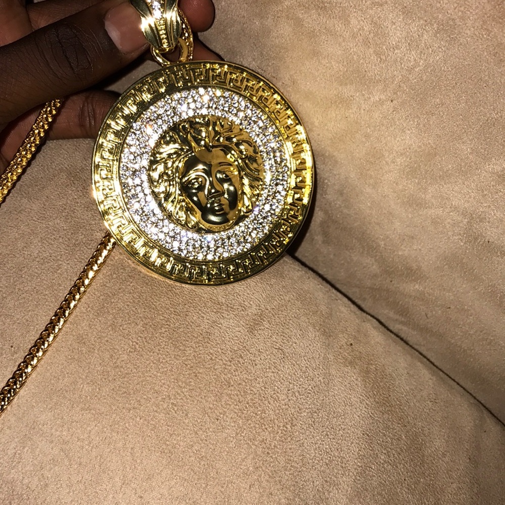 Versace Chain Real Medusa Pendant